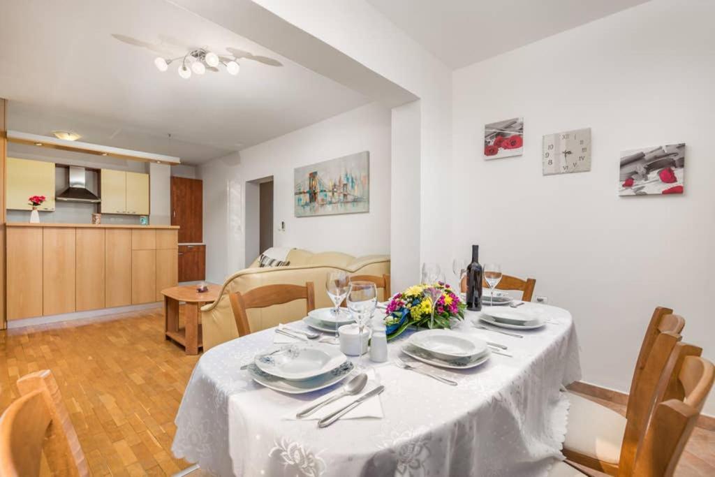 Apartman L&M Matulji Buitenkant foto